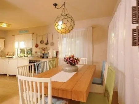 Umutlu Alacati Villa